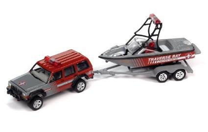 JLSP352B Johnny Lightning 1/64 1998 ジープ チェロキー & ボート/トレーラー グレー/レッド 'TRAVERSE BAY'