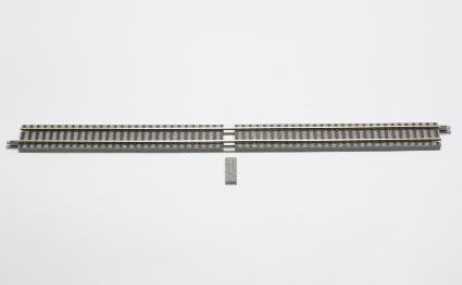 R009 (Z) 直線ﾚｰﾙ 220mm (4本入)