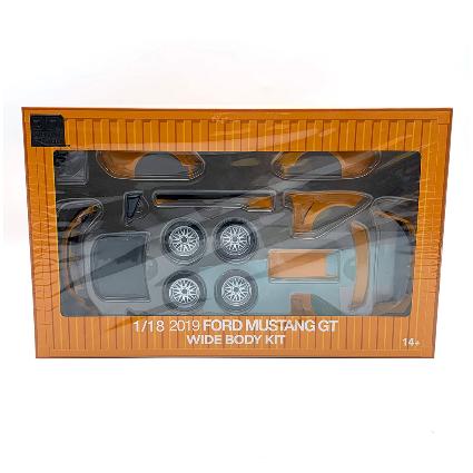 61001ACC DIECAST MASTERS 1/18 ﾏｽﾀﾝｸﾞ 19 ﾜｲﾄﾞﾎﾞﾃﾞｨｱｸｾｻﾘｰﾊﾟｯｸ ﾌｭｰﾘｰｵﾚﾝｼﾞ