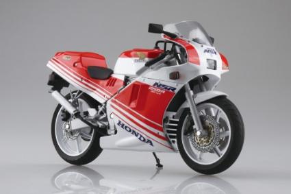 111567 1/12 完成品ﾊﾞｲｸ Honda NSR250R SP '88 ﾌｧｲﾃｨﾝｸﾞﾚｯﾄﾞ/ﾛｽﾎﾜｲﾄ