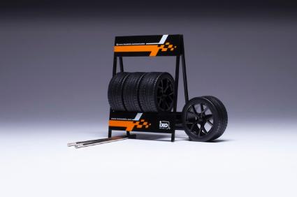 18SET029W IXO 1/18 ﾀｲﾔｾｯﾄ RS3 ﾌﾞﾗｯｸ