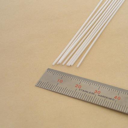 400318 (ﾀｹﾀﾞ)ｽﾁﾛｰﾙ角棒1mm40-0031
